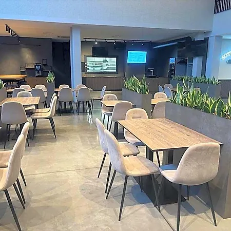 Aparthotel Light House Coliving 3*